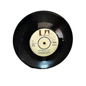 Ike & Tina Turner Nutbush City Limits 45 Record 35582 1973